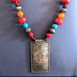 BRAND NEW!!! HANDMADE NECKLACE